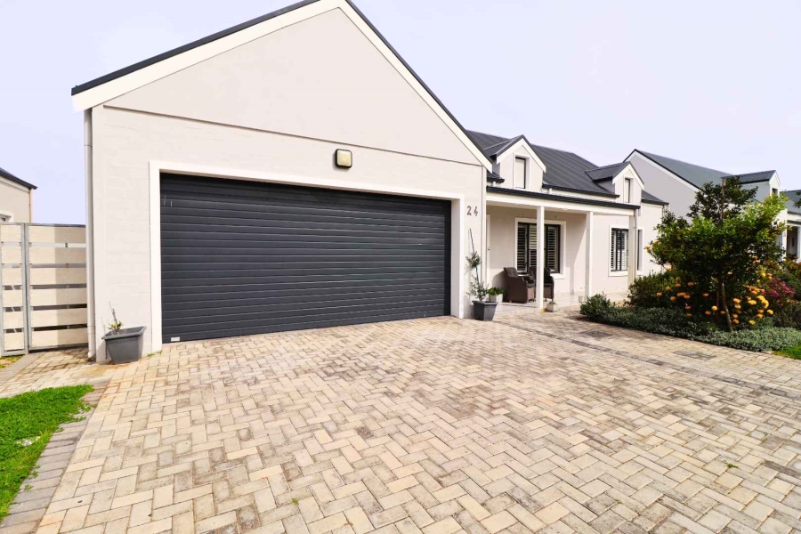 3 Bedroom Property for Sale in Westcliff Western Cape